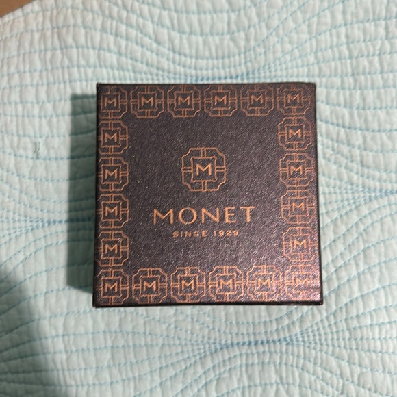 Monet gold / yellow flower pin - Picture 8 of 13